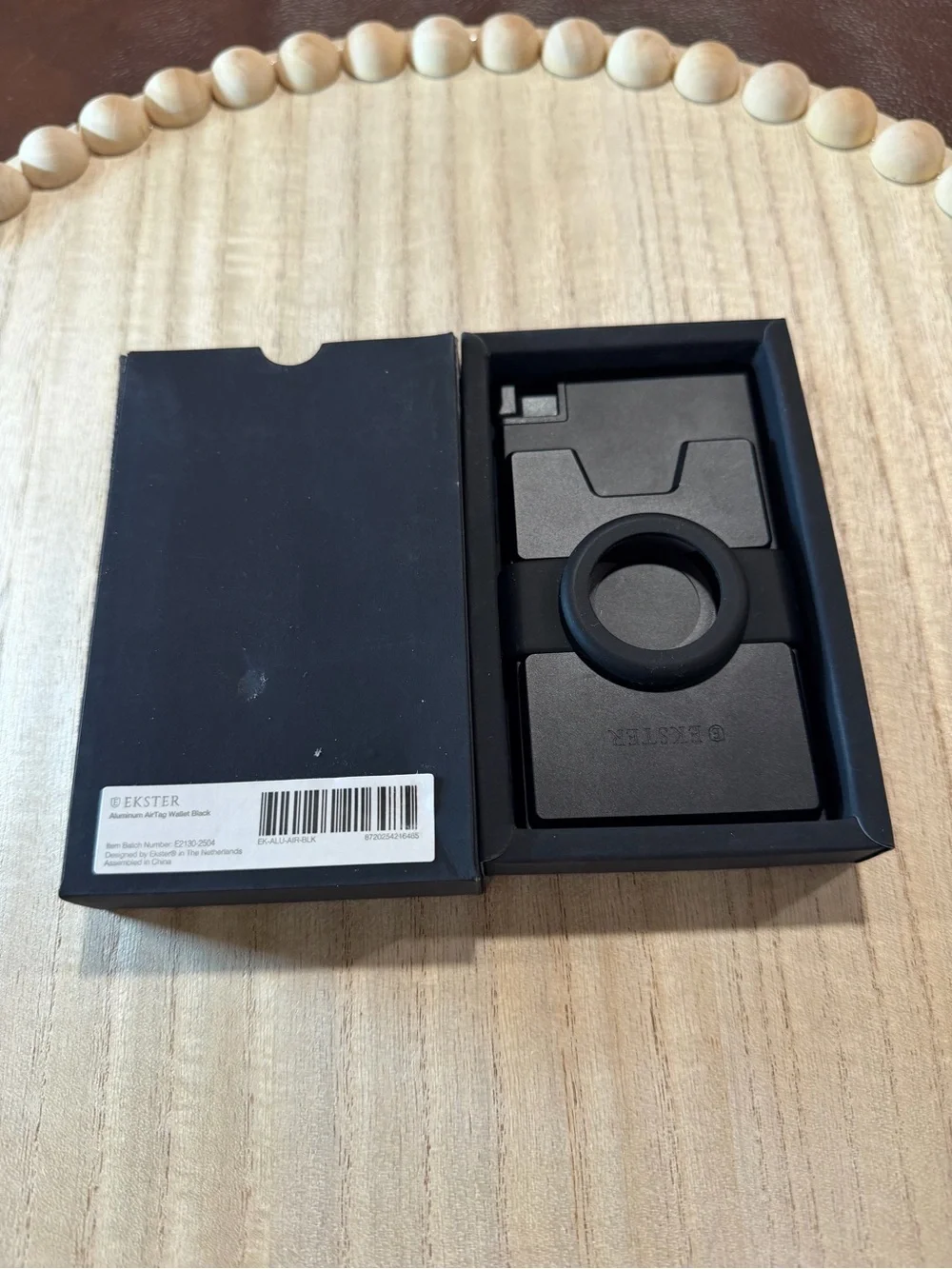 Ekster brand new